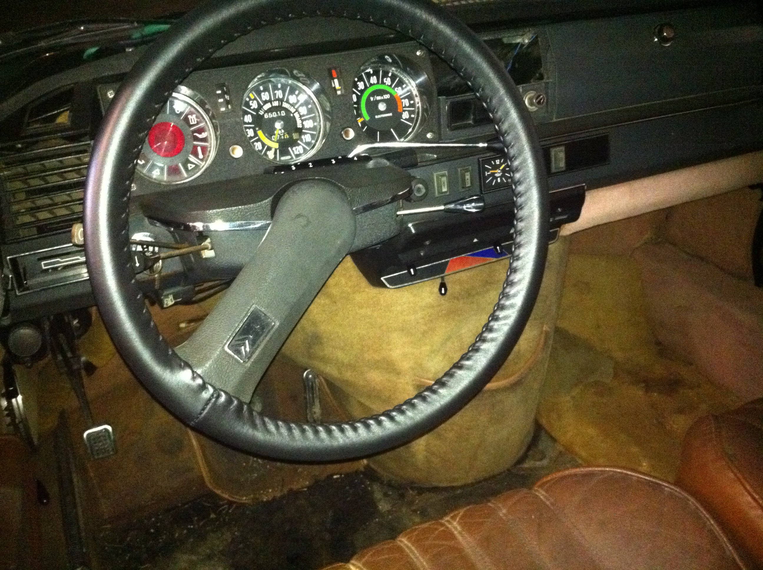New leather steering wheel cover - very soft :-)
